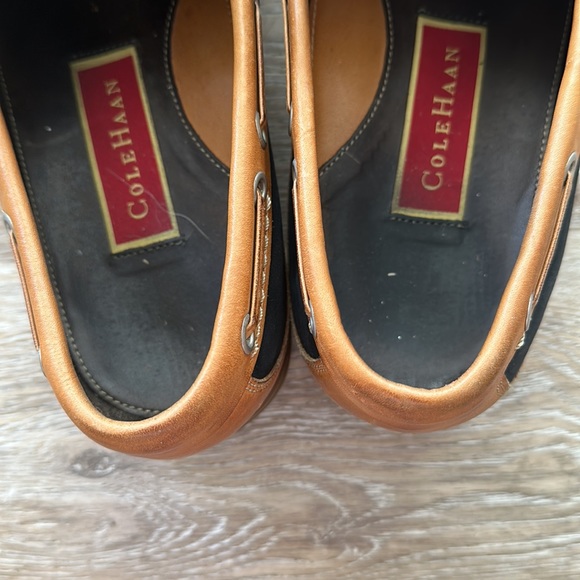 Cole Haan. Men’s loafers. Excellent condition. Size 9 medium. - Picture 5 of 8